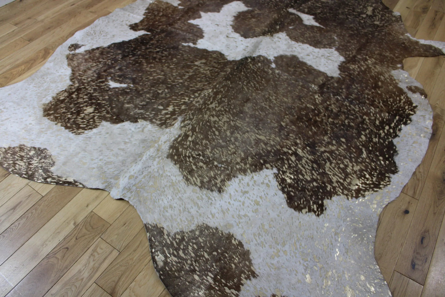 Brown and White Gold Metallic Cowhide CM304