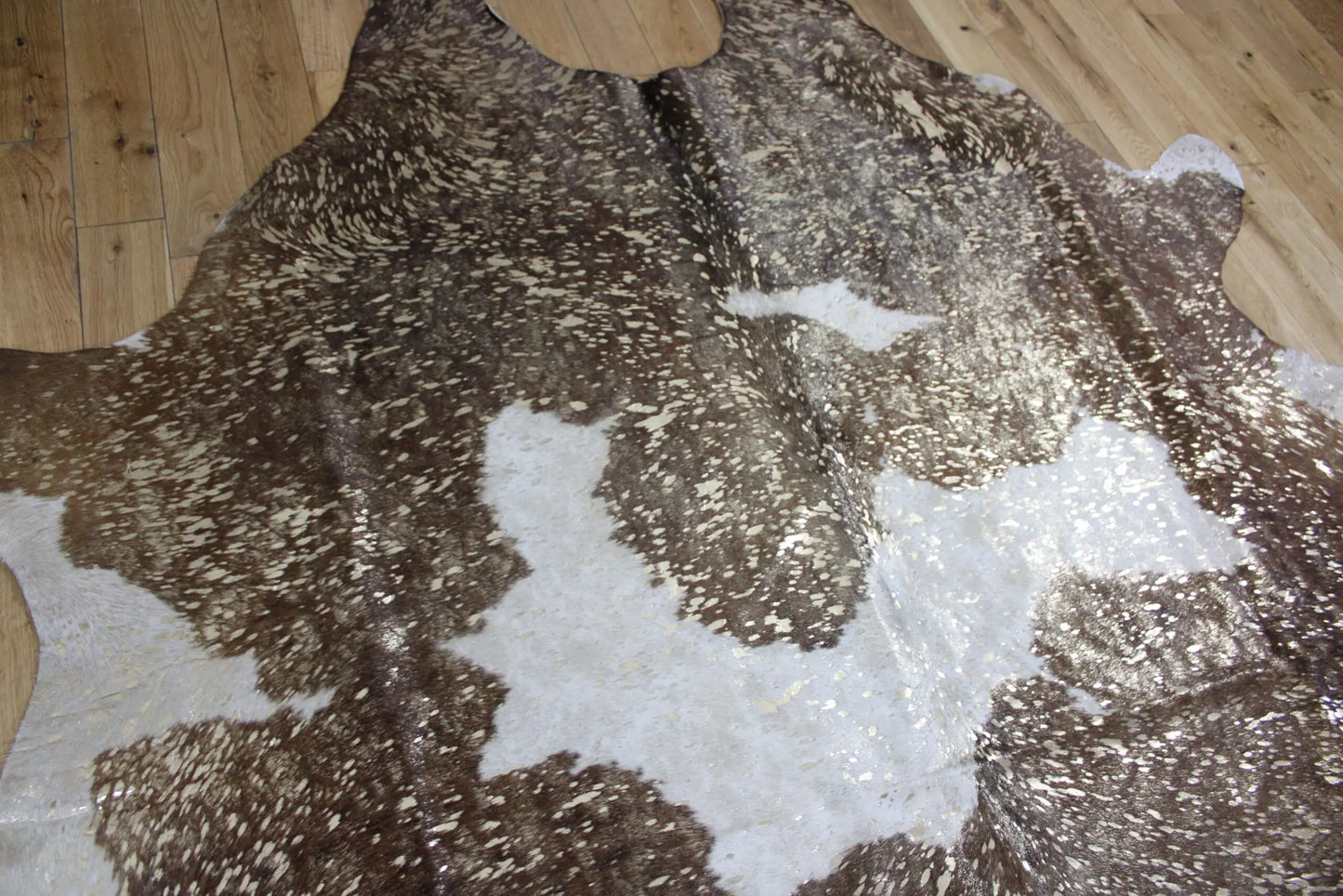 Brown and White Gold Metallic Cowhide CM304