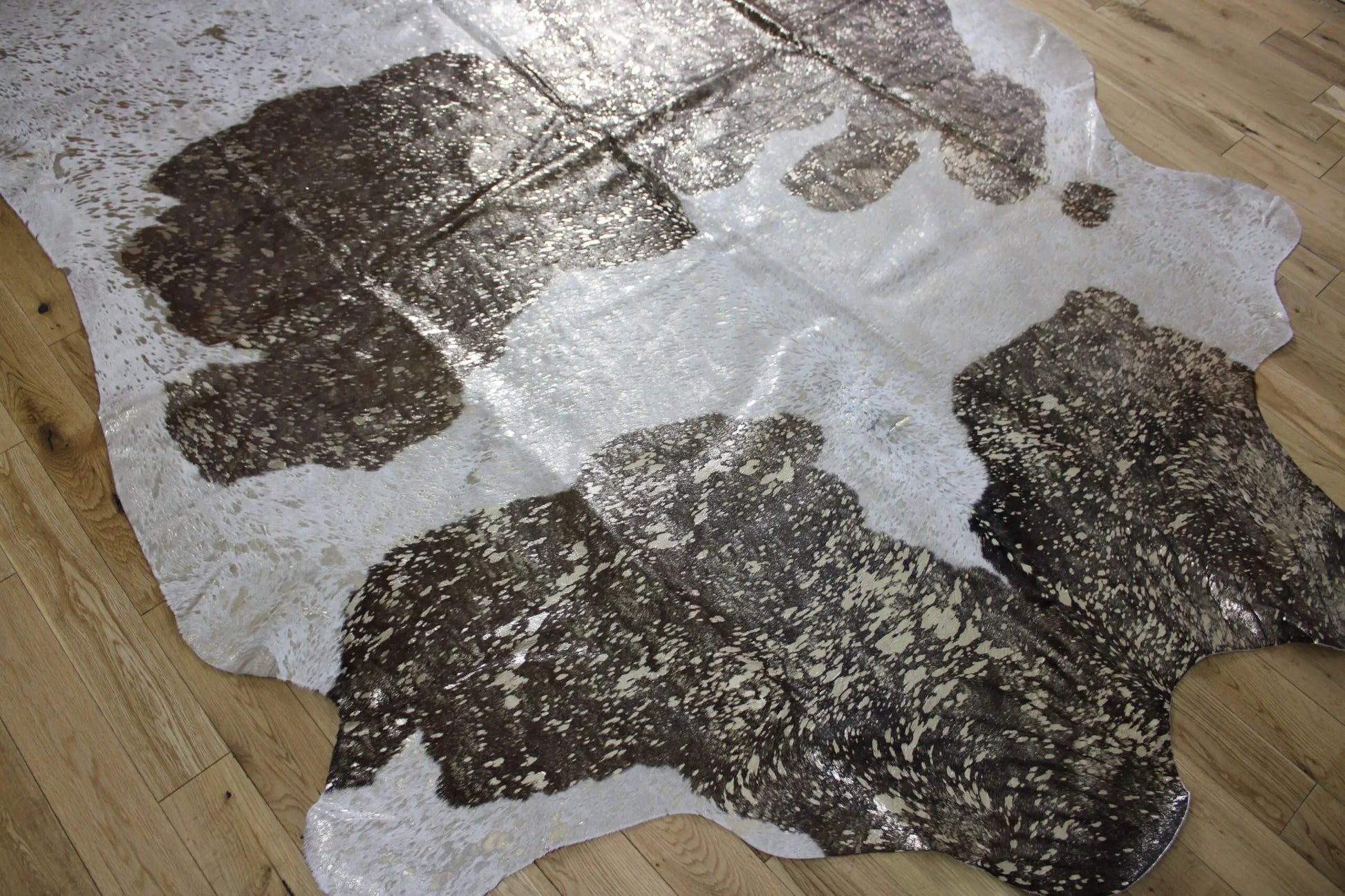 Brown and White Gold Metallic Cowhide CM308