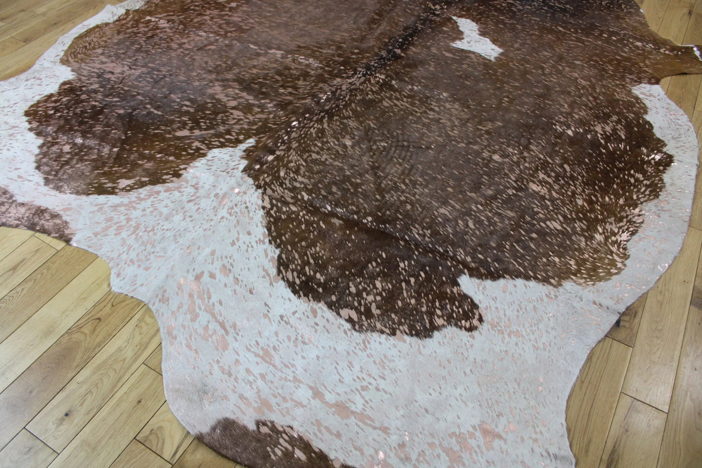 Brown and White Rose Gold Metallic Cowhide CM301