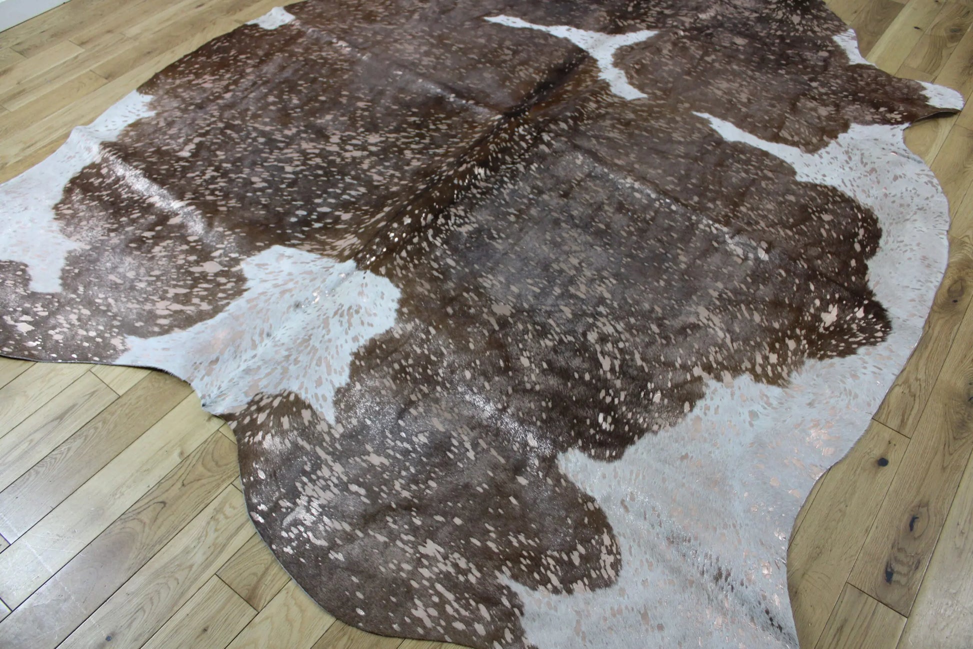 Brown and White Rose Gold Metallic Cowhide CM303