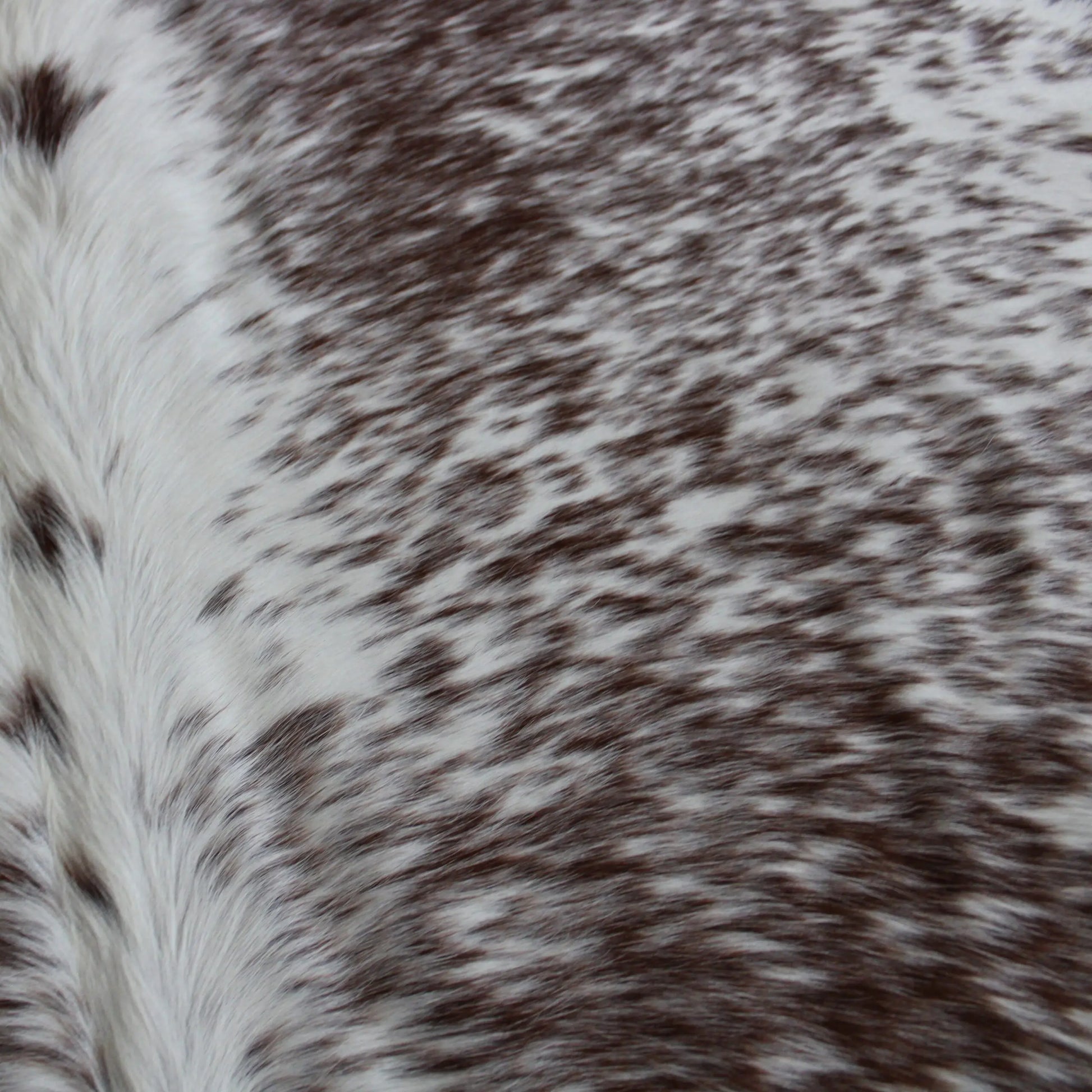 Cowhide Rug Speckled C01064