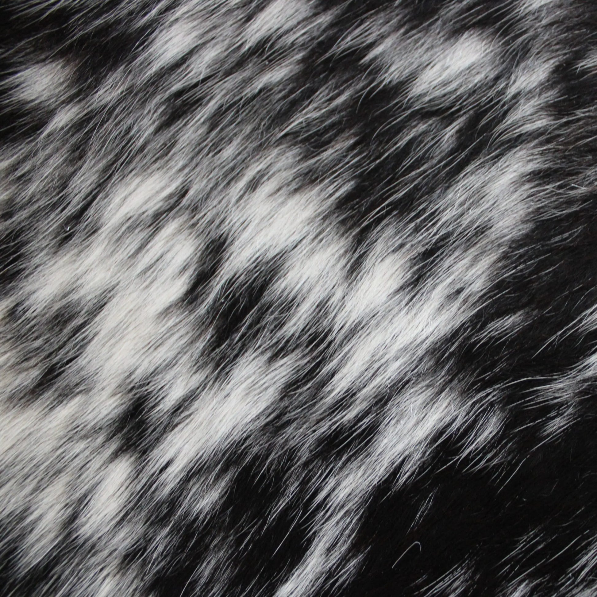 Cowhide Rug Exotic C01082
