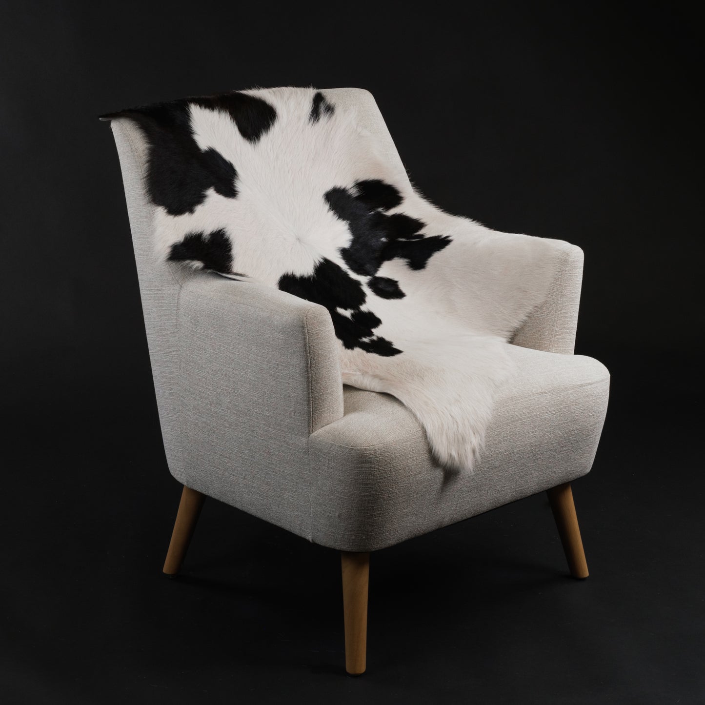 Black & White Calf Skin Rug CF174 Lifestyle Image