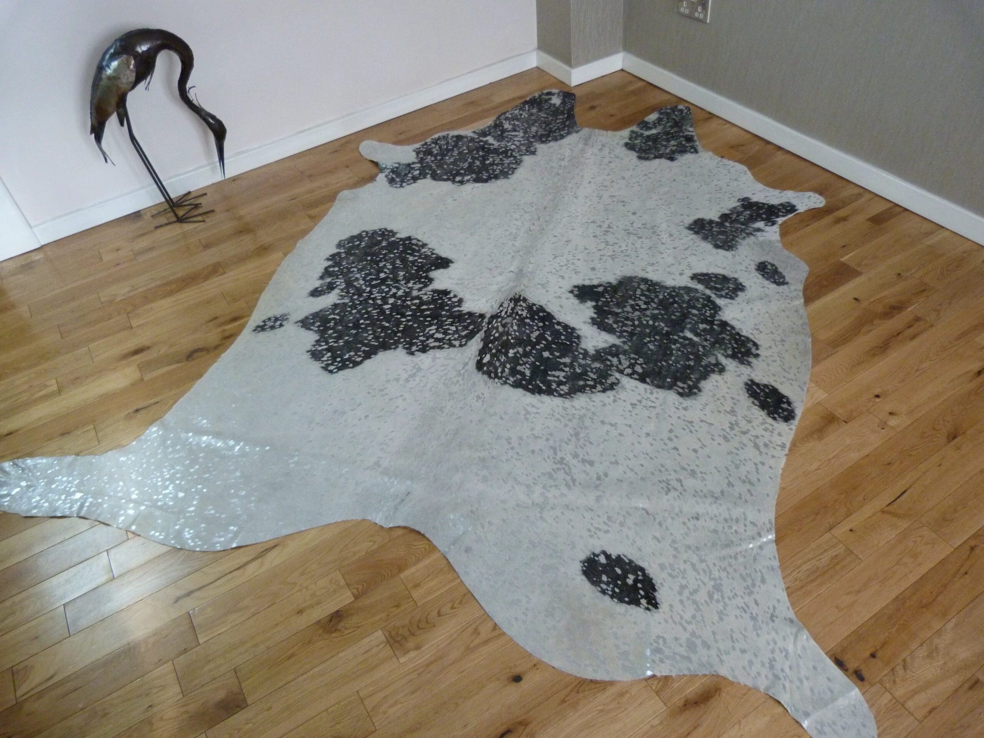 Cowskin Rug Metallic Black & White with Silver – 226 × 196cm – CM226 product image
