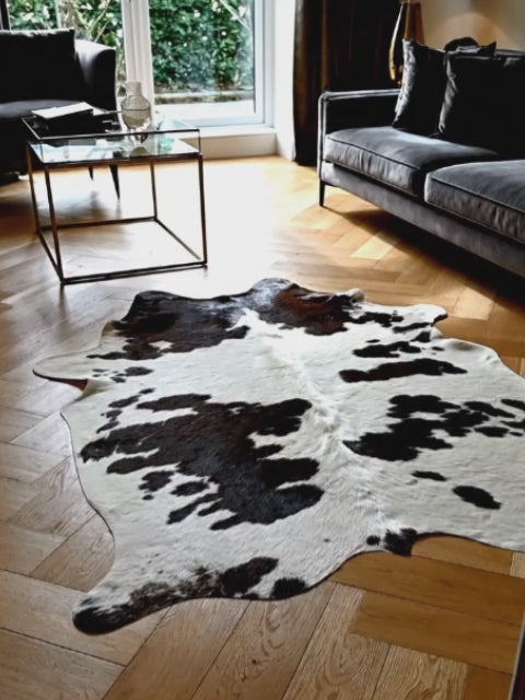 Black & White Cowskin Rug C01016